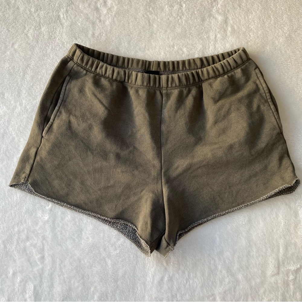 Art Class Sweat Shorts Olive green Cozy Lounge Size 10/12 comfy pockets